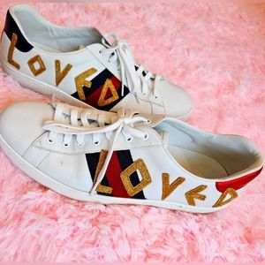 Gucci Ace LOVED embroidered Sneaker
